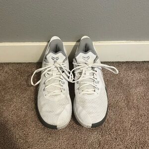 Nike Mamba Fury White Wolf Grey Size 7.5